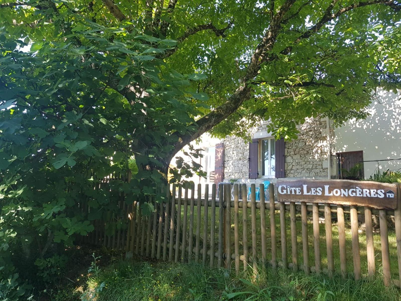 Gîte à la campagne tout confort Montazeau Exterior foto